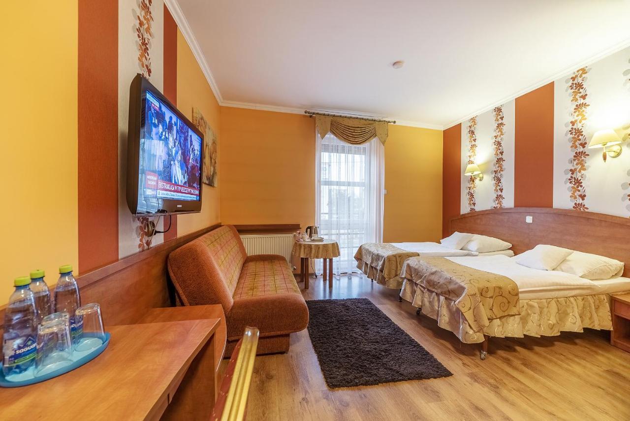 Hotel Doris Oborniki Exteriér fotografie